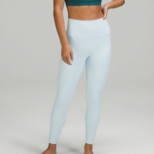 Light blue Lululemon leggings size 4 but can fit size 2 28 inch